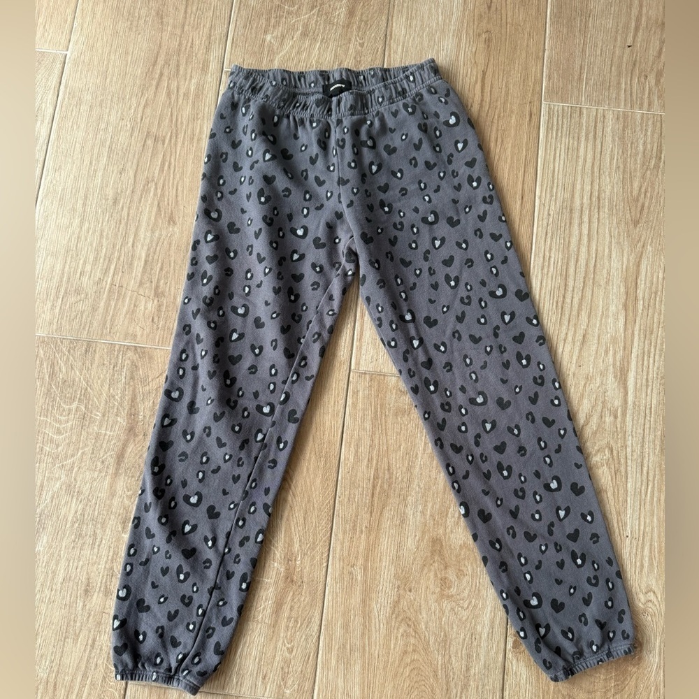 Monrow Heart Leopard Sweat Set - Picture 6 of 6